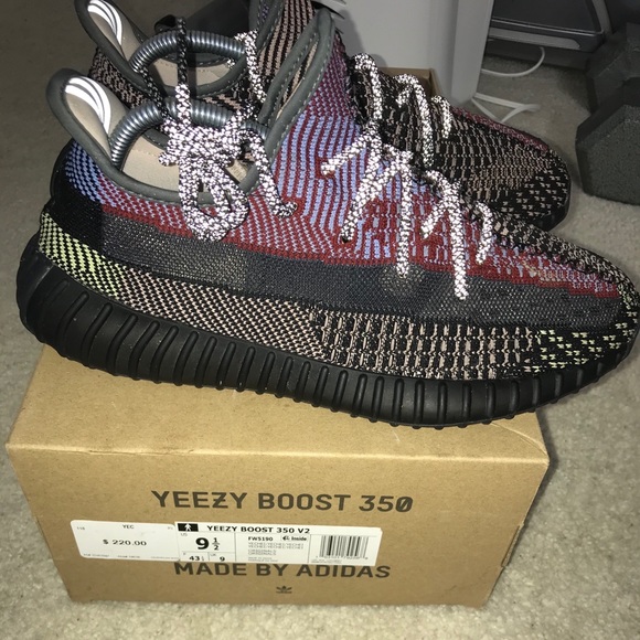 yeezy v2 yecheil reflective 9.5 - Picture 1 of 6